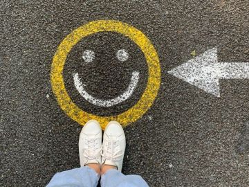 [#journéedurire] 😁 Un grand sourire à garder toute la journée, même sous les masques ! 😷