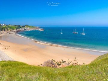 [#Sortie] ⚓ Le soleil arrive et avec lui les sorties en bateau avec Krog E Barz , par exemple en journée à Houat !

📅 Lundi, vendredis et samedis d'avril à...